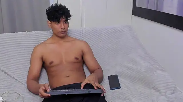Logan_jake ওয়েবক্যাম শো
