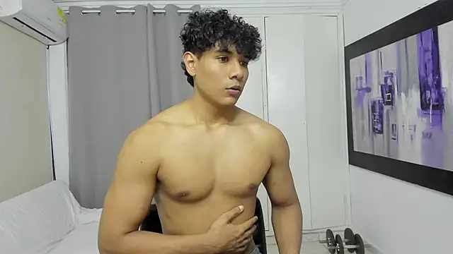 Logan_jake Show in webcam