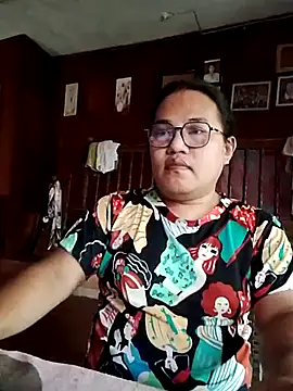Andrea0414 Show in webcam