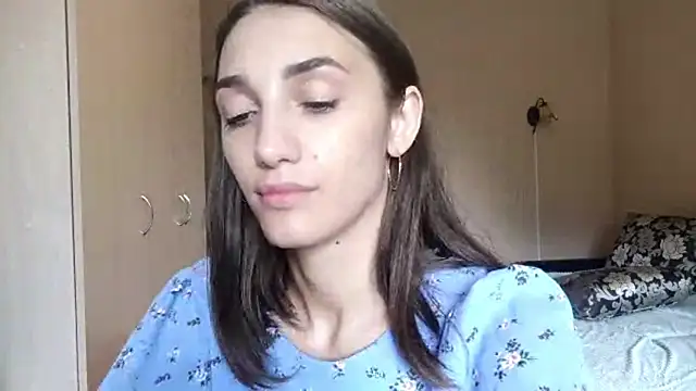 Chat XXX en directo de KenyattaKatzman