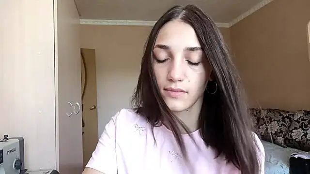 KenyattaKatzmann Webbikameraesitys