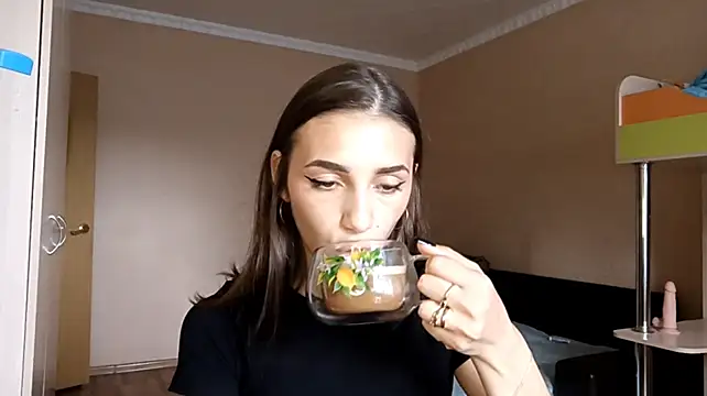 KenyattaKatzman – Kamerová šou