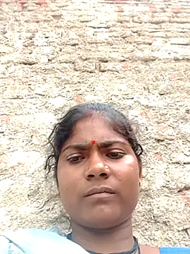 Sala de chat en directo de Aaradhya_sharmaa