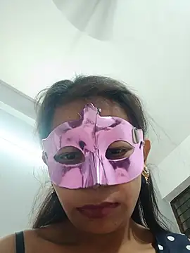 hey_pooja's Webcam Show