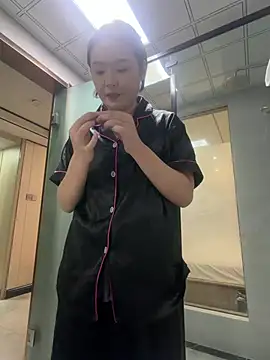 cheng013's Webcam Show