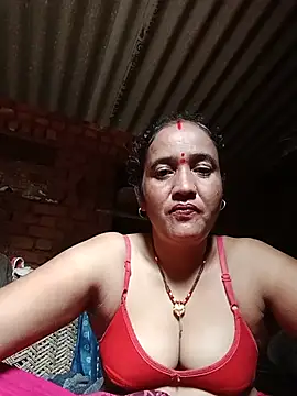 Hotkajalkoli 网络视讯表演