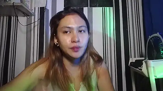NovaPawluch Pertunjukan Webcam