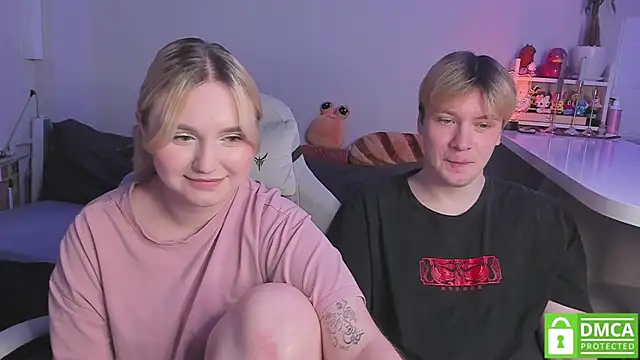 عرض كام RomPomPony