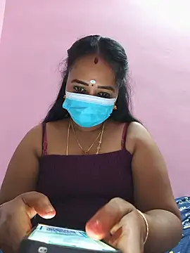 TamilPonnuJeevitha 网络视讯表演