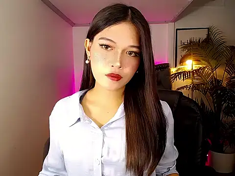 Enchantres_mikay Webcam-Show