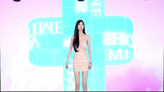 HE-668 Adlı Modelin Web Kamerası Şovu