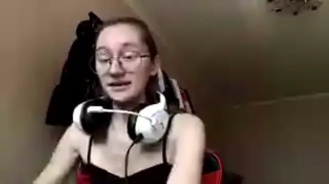 RivaGradford's Webcam Show
