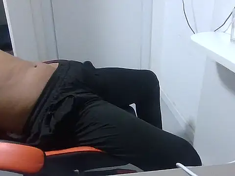 הופעת וובקאם של Lekezim