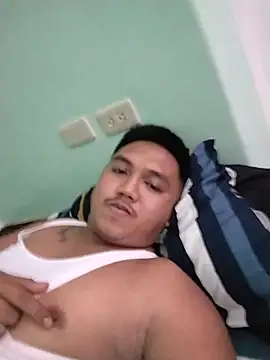 davidhotdesire 在線直播表演