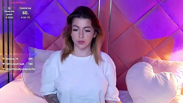 Chat XXX en directo de IveySin