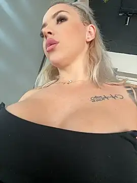 Živý XXX chat IveySin