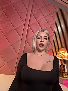 Chat +18 de IveySin ao vivo