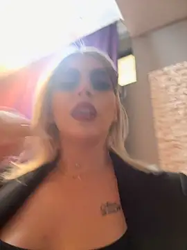 IveySin Chat XXX live