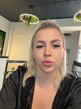 IveySin's Live XXX Chat