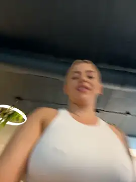 IveySin's Webcam Show