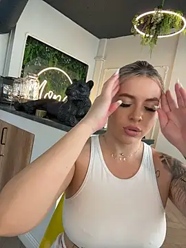 IveySin Live XXX Chat
