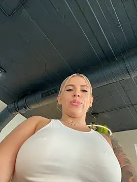 IveySin Chat XXX live