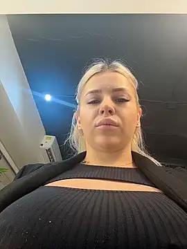 IveySin Webcam-Show