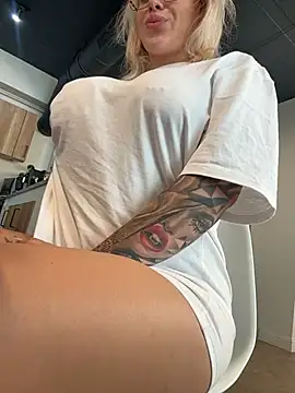 IveySin Webcam-Show