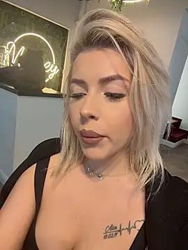 IveySin's Webcam Show