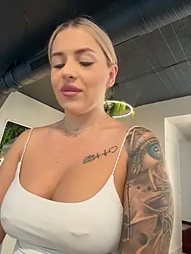 IveySinのライブXXXチャット