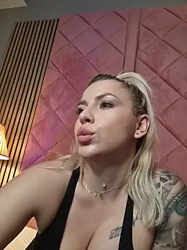 IveySin Webcam show