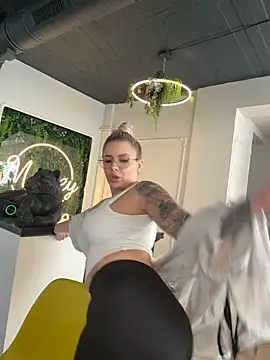 Živý XXX chat IveySin