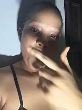soesera's Live XXX Chat