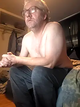 sneakyzekey420 webkamerás műsora