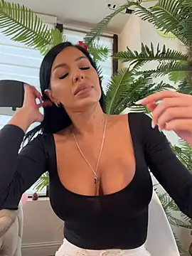 ReynaMorel Live XXX-Chat