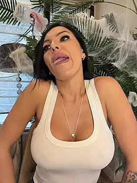 ReynaMorel Adlı Modelin Canlı XXX Sohbeti