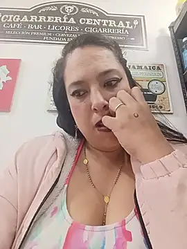 LIZETH_09 XXX чат на живо
