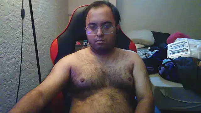 Gaybro6969: διαδικτυακό σόου στην κάμερα