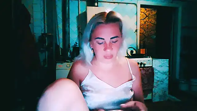 LilaCandy6 现场XXX聊天