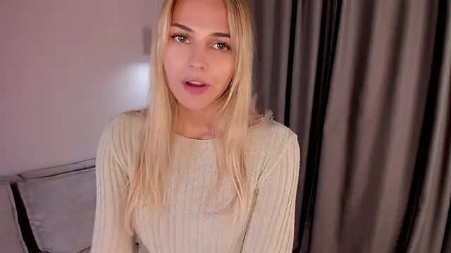 AnnaSwendon's Live XXX Chat