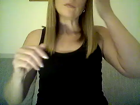 Chat XXX en directo de Dominant-DaisyX