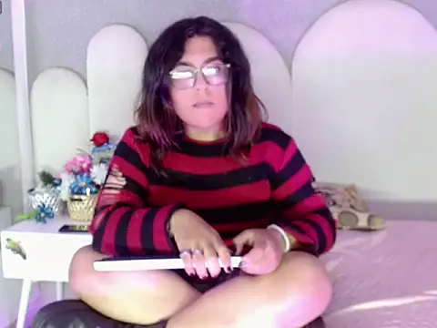 jessie_dark30n Webbikameraesitys