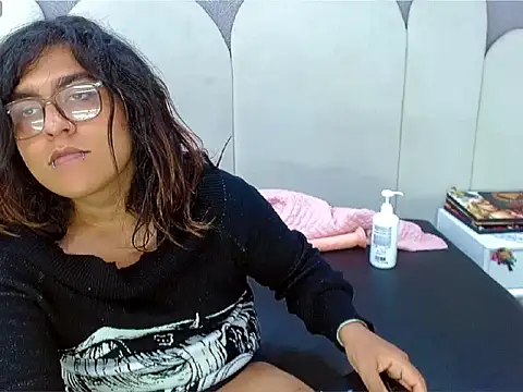 jessie_dark30 webcam show
