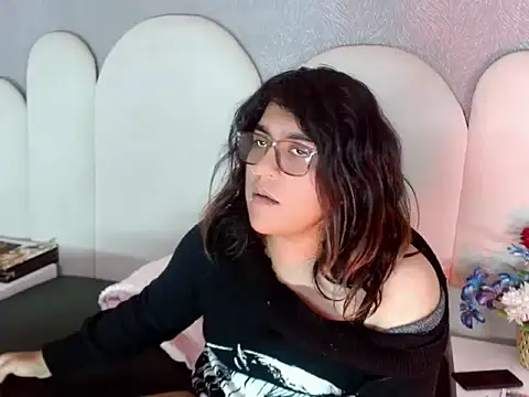 jessie_dark30 Show in webcam