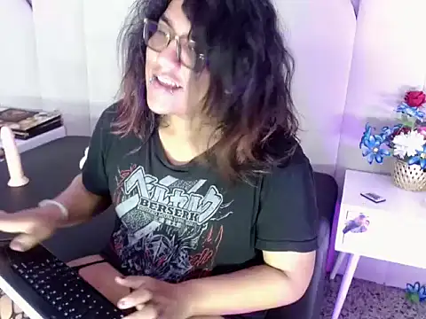 jessie_dark30 Show Webcam