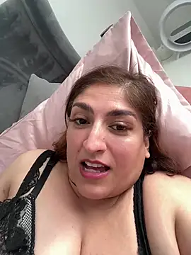 Spicy-Kareena Live XXX Chat