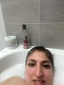 Spicy-Kareena Webcamshow