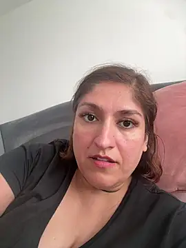 XXX chat uživo modela Spicy-Kareena