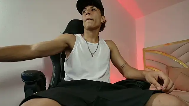 Ryaan_Stone Webcamshow