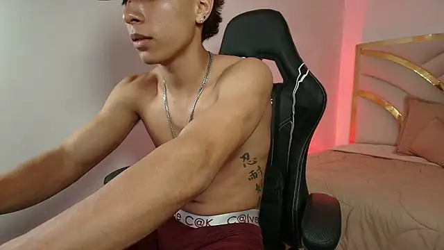 Show de Ryaan_Stone na webcam